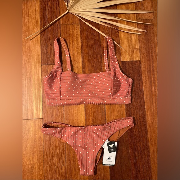 Ripcurl Rust Polka Dot Bikini Set - Picture 1 of 2
